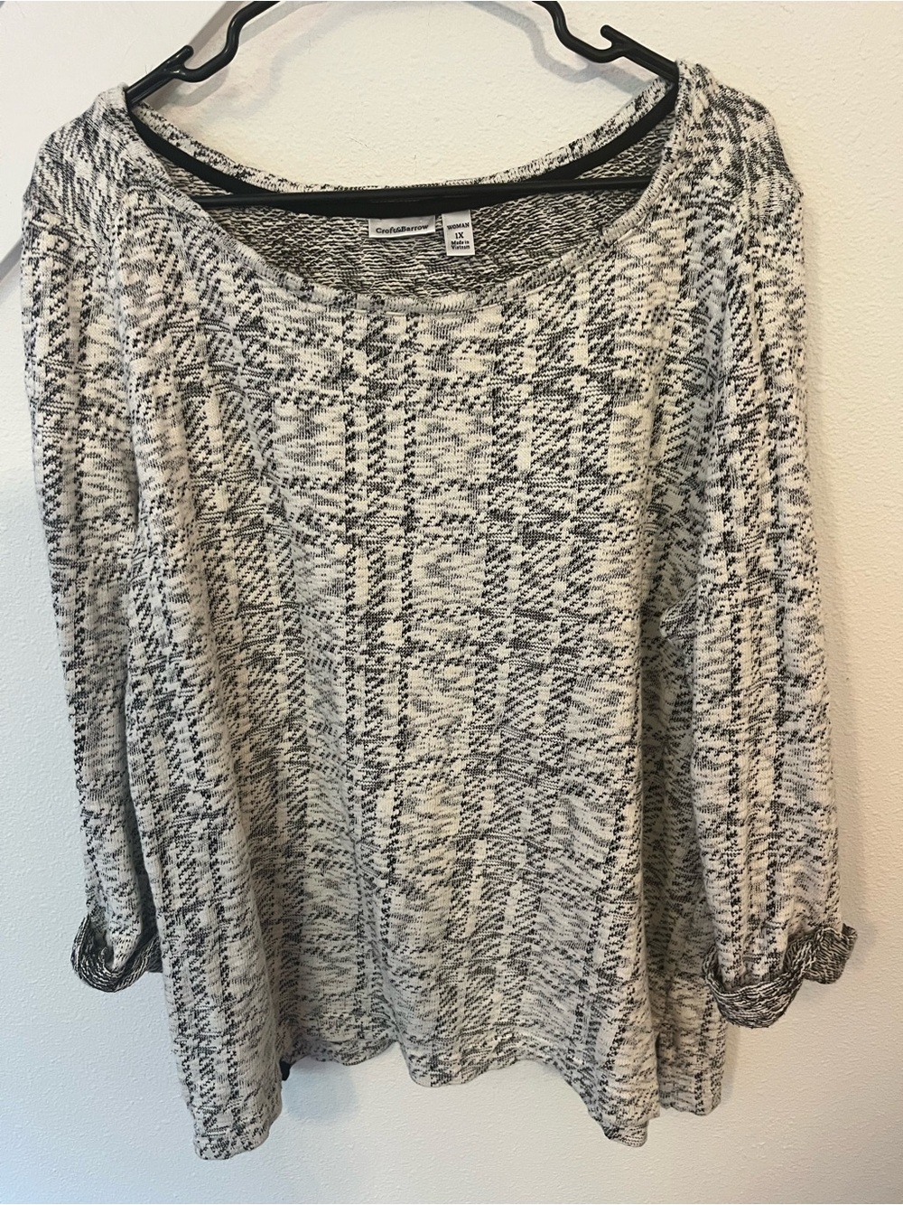 Cream and Black Textured Knit Long Sleeve Top